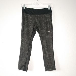 Nike Small black Crop Compression Leggings Epic Run